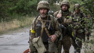 militares ucranianos