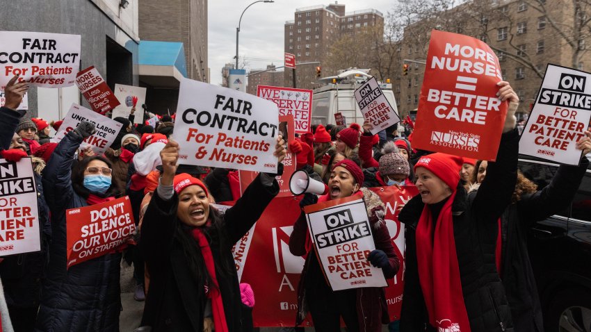 Nurses and healthcare workers during a strike at Mount Sinai Hospital in New York, US, on Monday, Jan. 9, 2023.