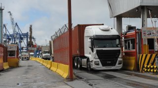Los costos del transporte de carga en Argentina se disparan casi 20 % en solo dos semanas