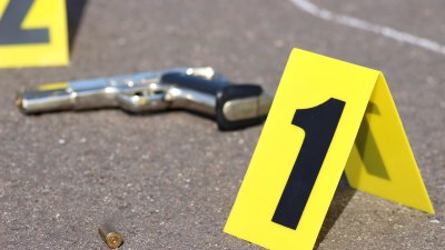 Identifican 28 armas que se habrían usado en varios crímenes en Albuquerque