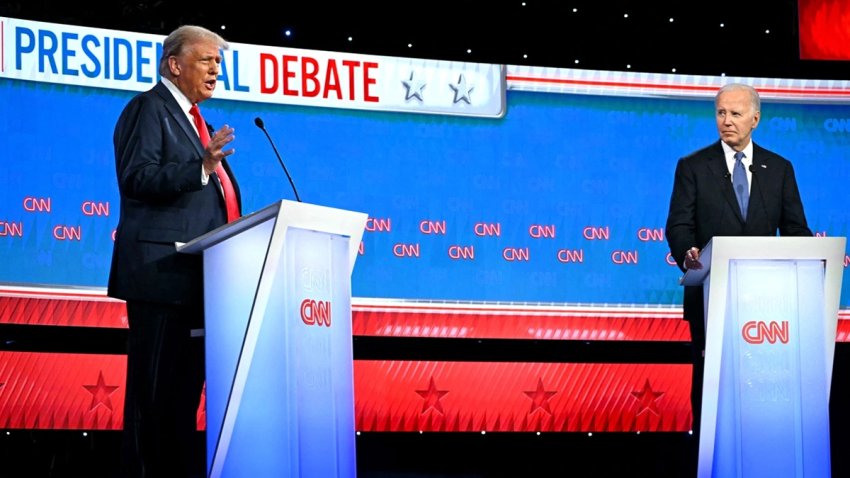 El presidente estadounidense Joe Biden (R) y el candidato presidencial republicano, el expresidente estadounidense Donald Trump, participan en el debate presidencial de CNN en los estudios CNN el 27 de junio de 2024 en Atlanta, Georgia.