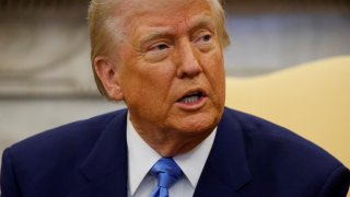Los teléfonos de Apple transcriben la palabra "racista" como "Trump" durante unas horas