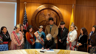 Con la aprobación de esta medida, Nuevo México se une a otros 18 estados que han promulgado protecciones similares.