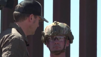Video: Presentan 82 nuevos cargos federales contra migrantes en la frontera