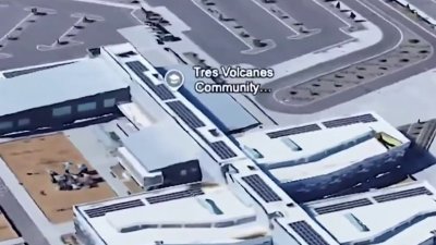Estudiante acusado de llevar un arma a su escuela, no permanecerá detenido