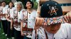 Isotopes presentan jerseys de herencia nativa diseñadas por artista local