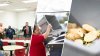 Albuquerque busca convertir los restos de 46,000 comidas escolares en compostaje